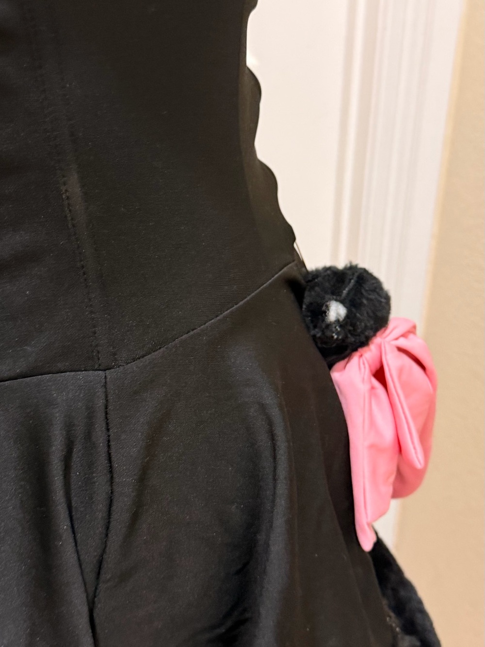 Halloween Leg Avenue Black Strapless Corset Dress with Pink Ribbon - Picture 4 of 4